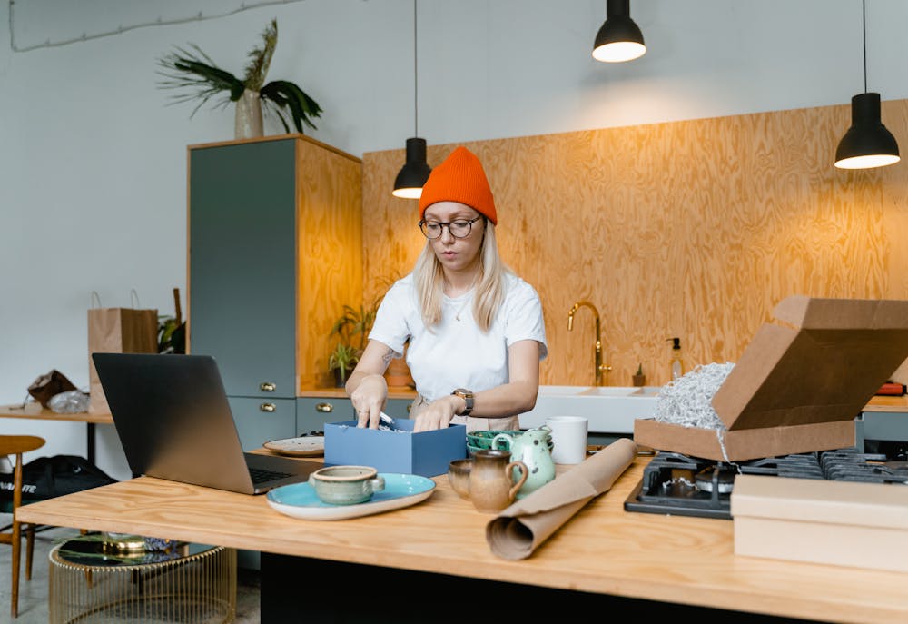 image of How to Balance Work and Personal Life When Working from Home